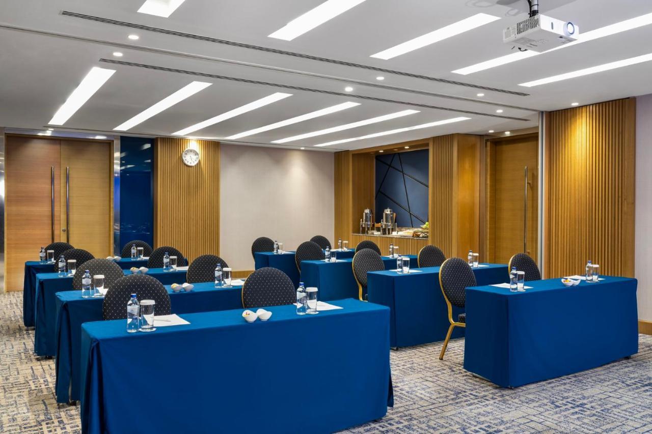 Crowne Plaza Florya Istanbul By Ihg Hotel Luaran gambar Meeting room