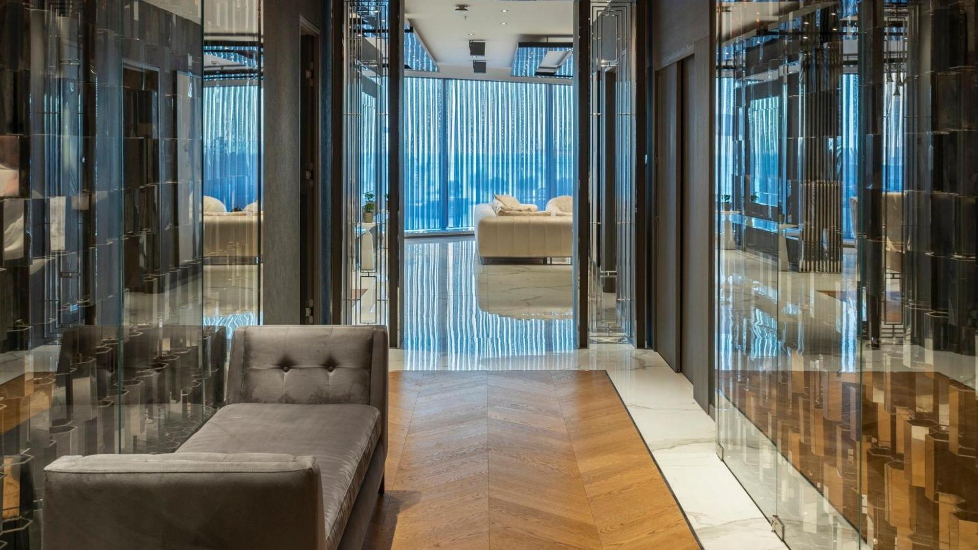 Crowne Plaza Florya Istanbul By Ihg Hotel Luaran gambar The interior of the hotel