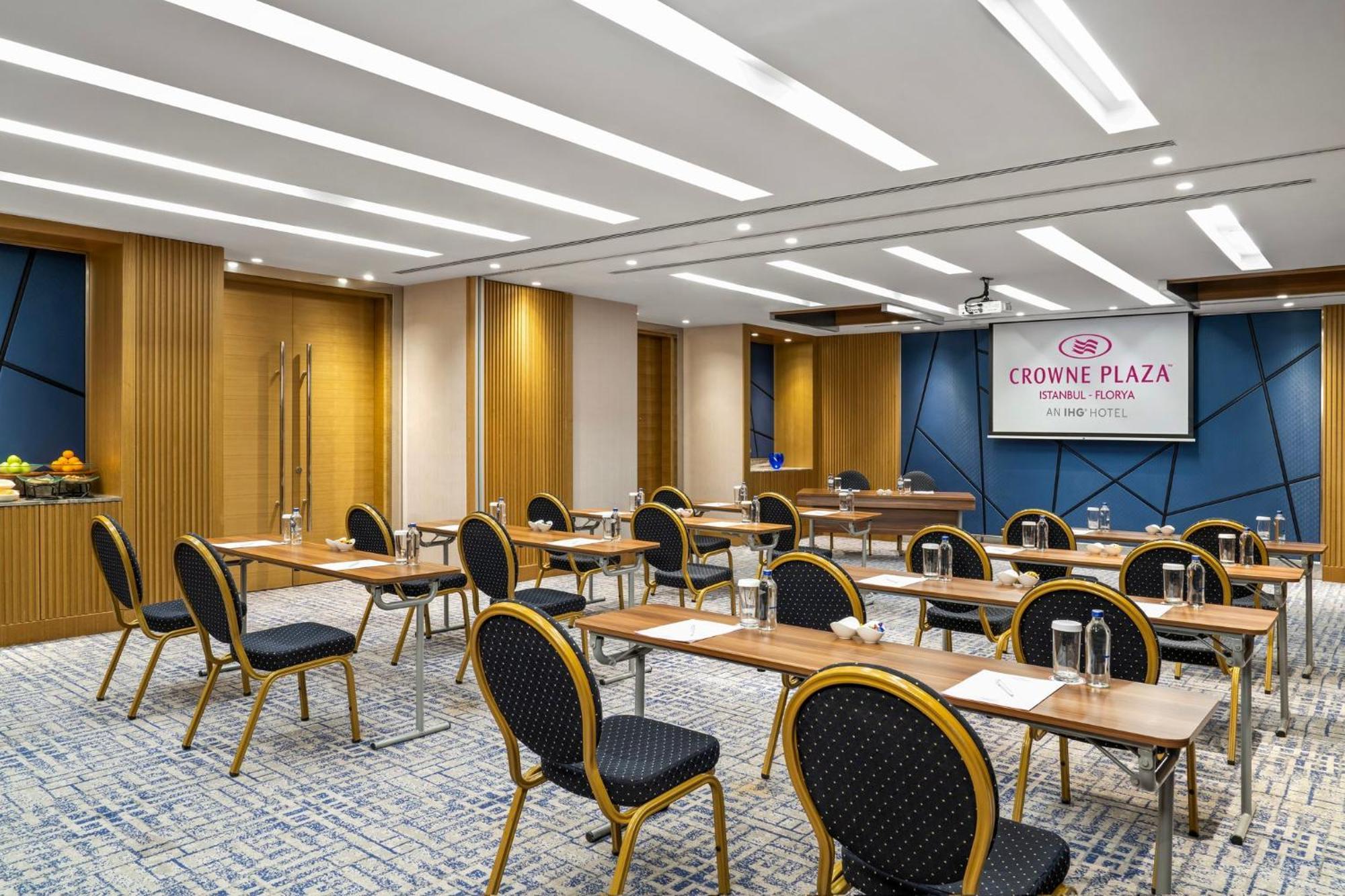 Crowne Plaza Florya Istanbul By Ihg Hotel Luaran gambar Meeting room
